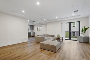 848 S Mariposa Ave #304 - Photo 1 of 1