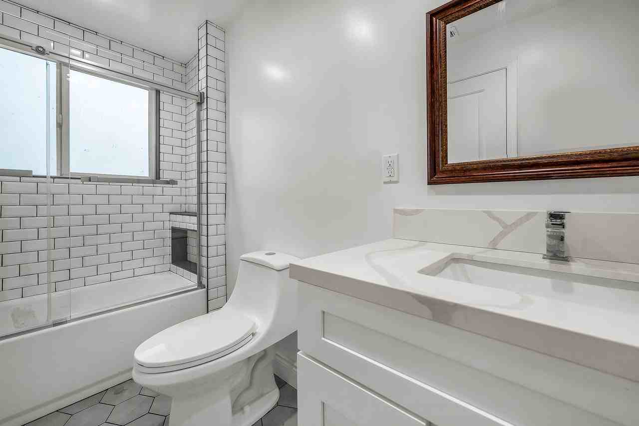 9848 Portola Dr - Photo 7 of 37