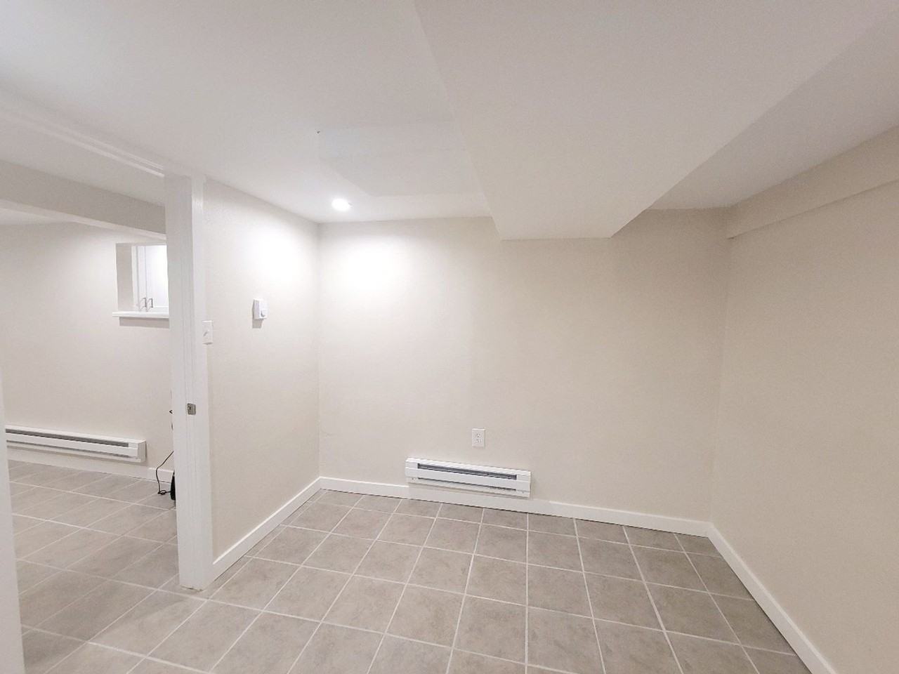 805 S Logan Ave #102 - Photo 4 of 10