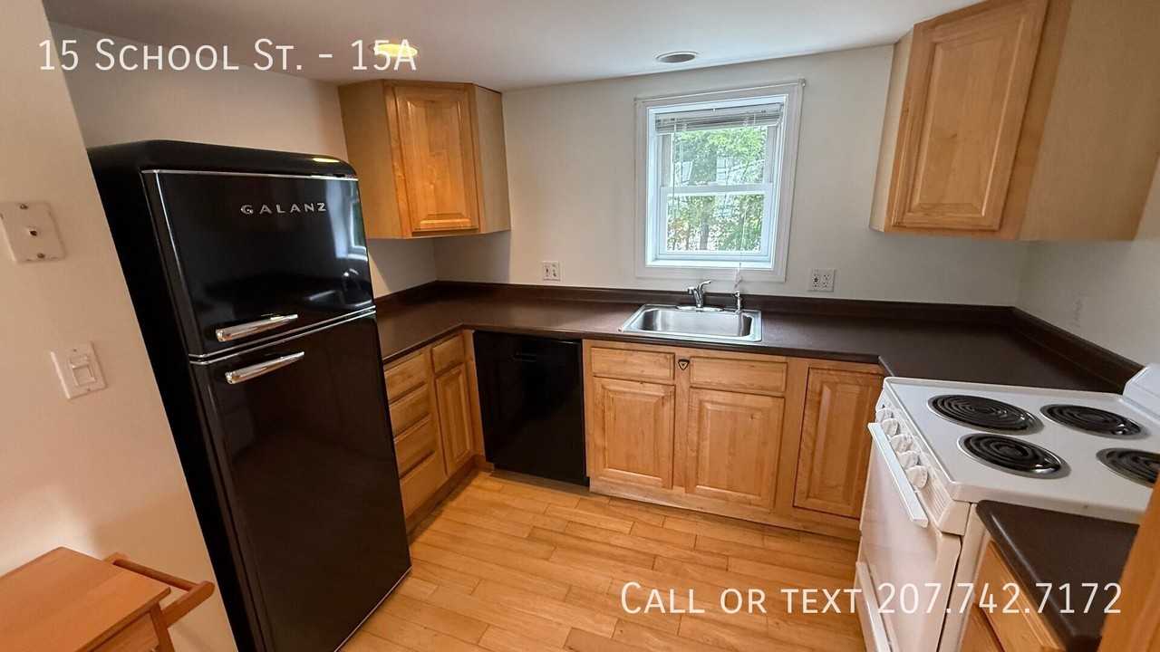15 School St #15A - Photo 2 of 16