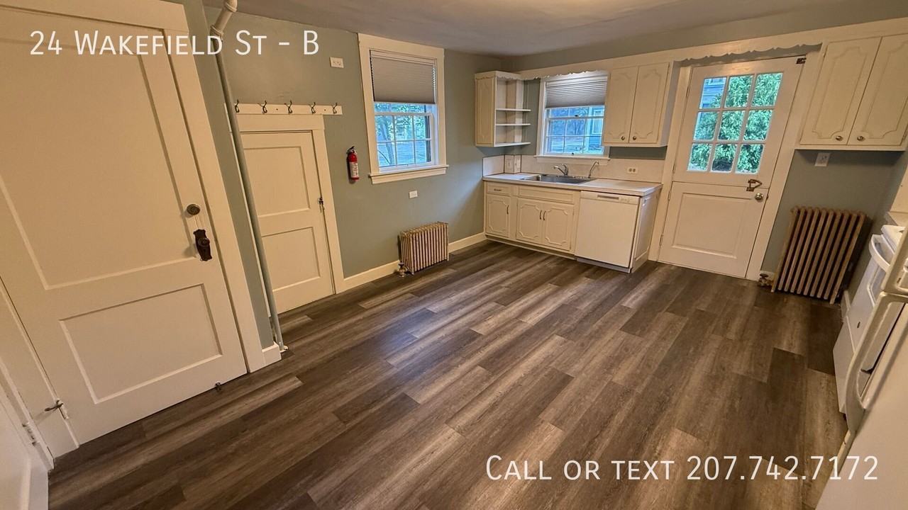 24 Wakefield St #B - Photo 5 of 24