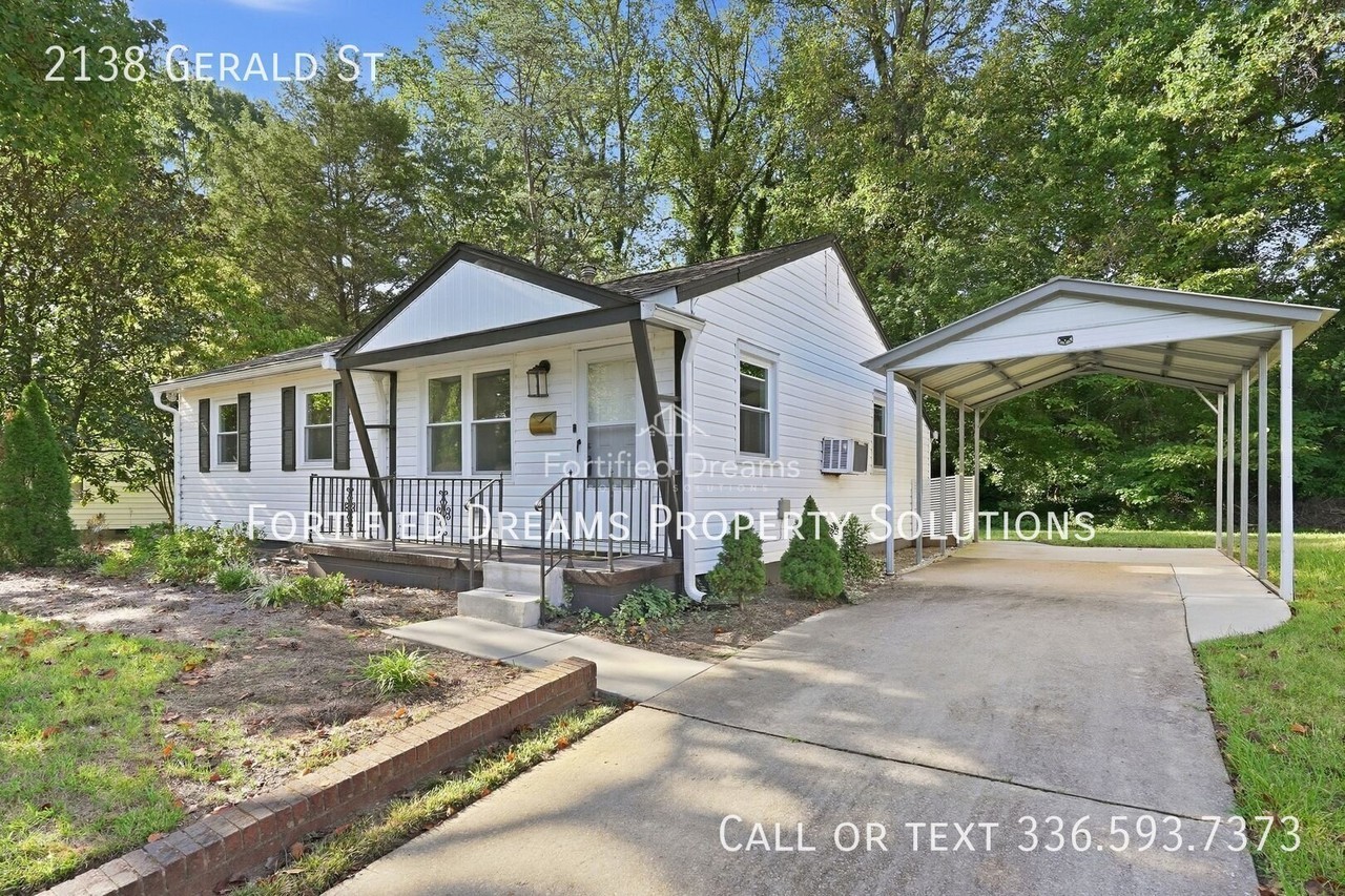 2138 Gerald St - Photo 4 of 15