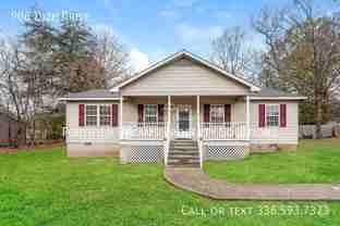 906 Dize Dr - Photo 1 of 1