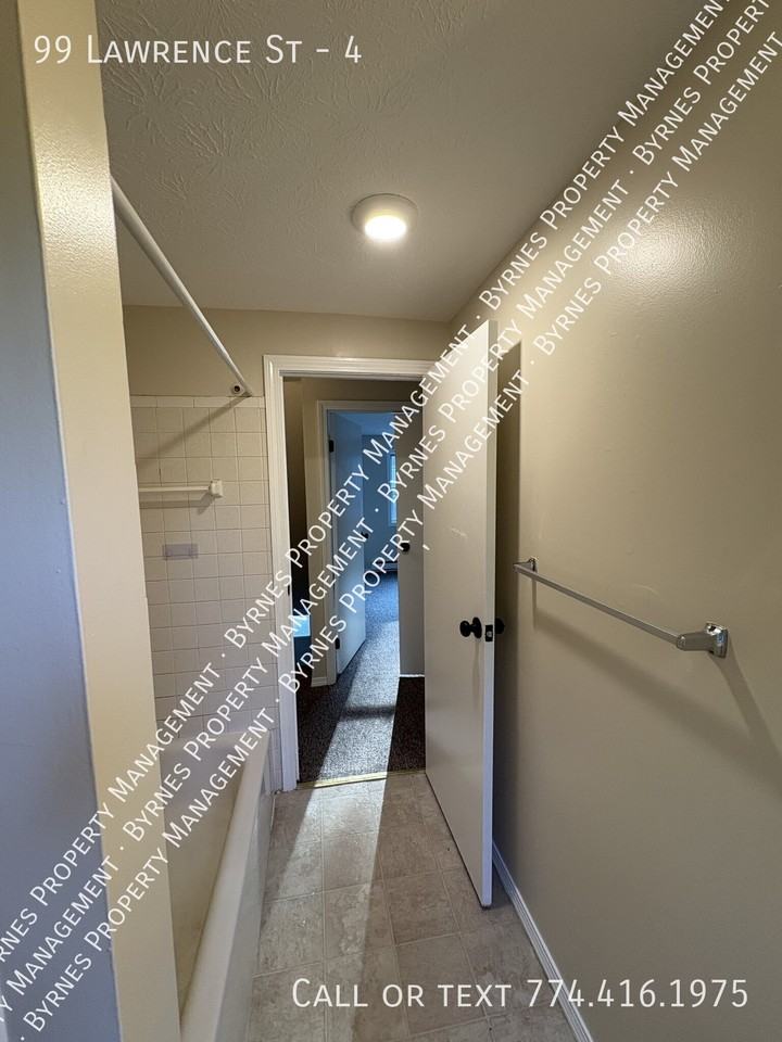 99 Lawrence St #4 - Photo 7 of 11