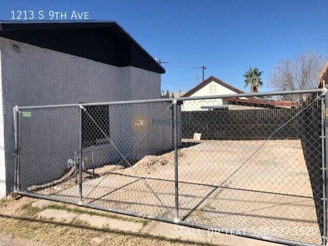 1213 S 9th Ave - Photo 2 of 16