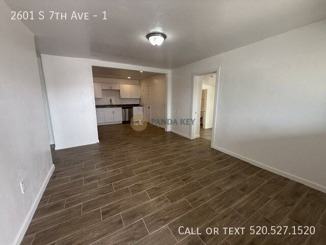 2601 S 7th Ave #1 - Photo 4 of 16