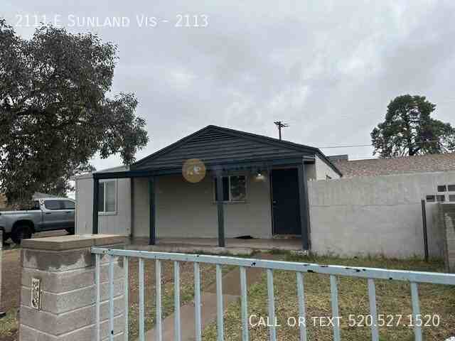 2111 E Sunland Vis #2113