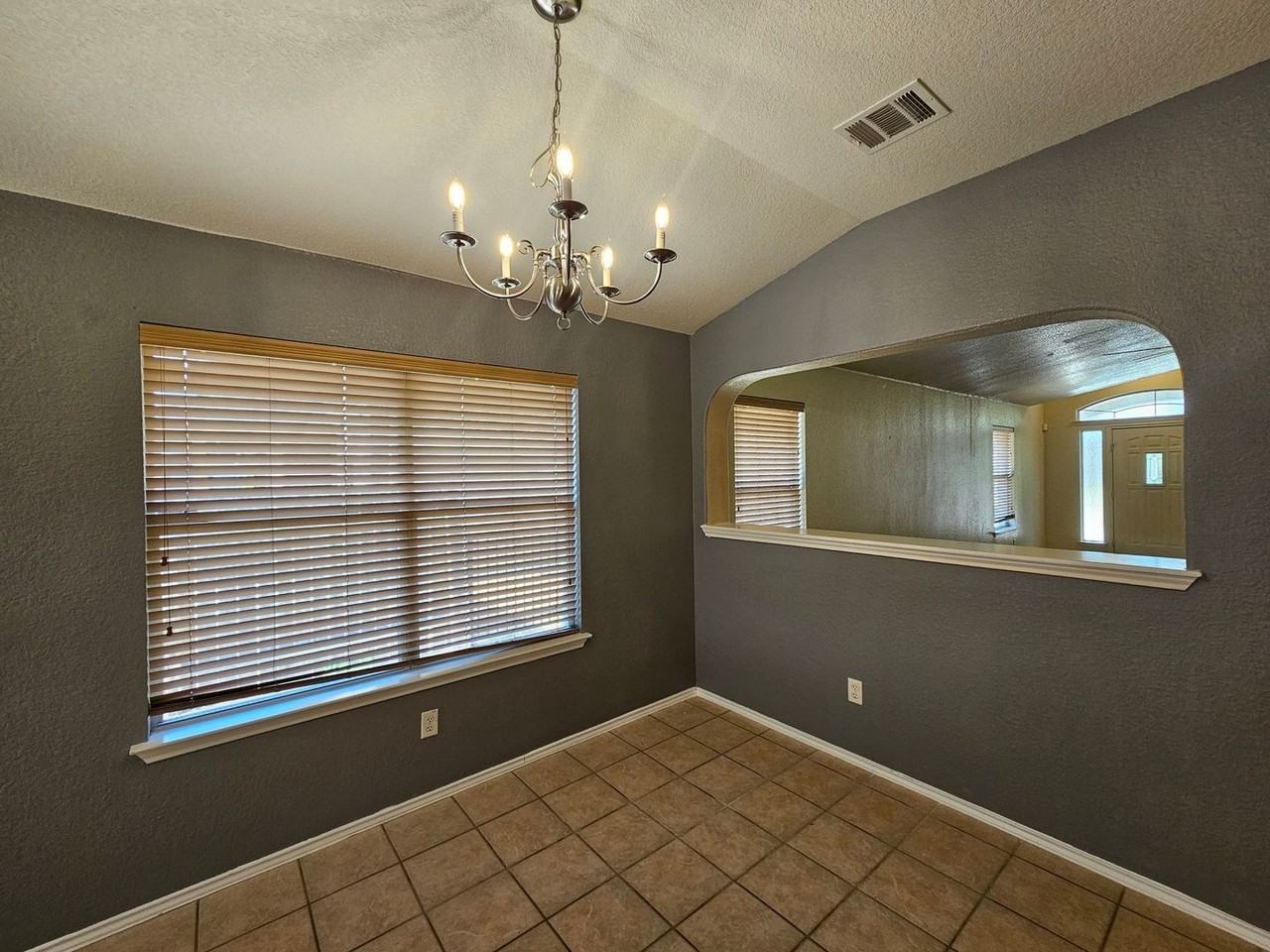 4600 Sydney Harbour Ct - Photo 6 of 29