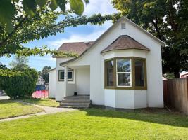 featured image of 614 N 4th Ave