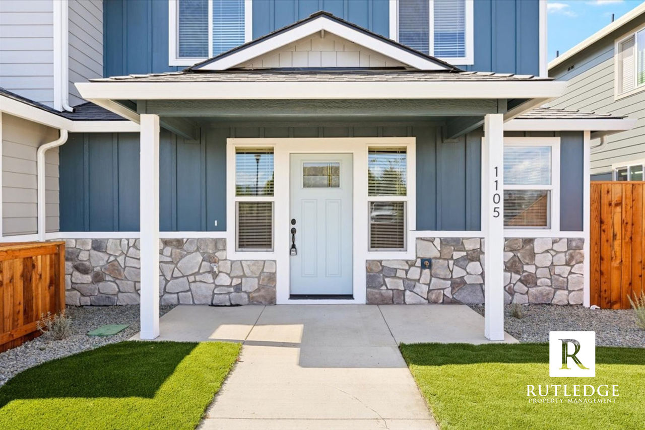 1105 Annalise St - Photo 2 of 19
