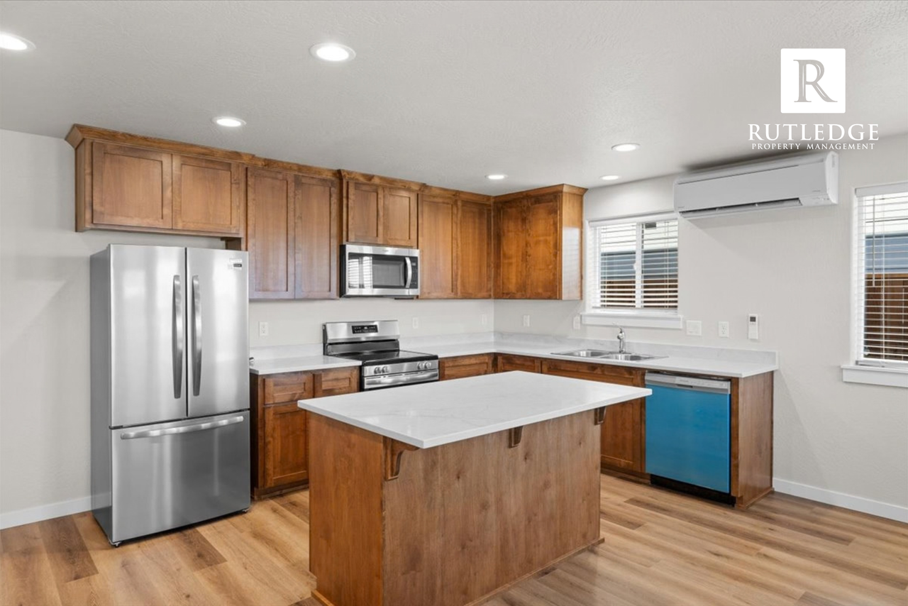 1105 Annalise St - Photo 6 of 19