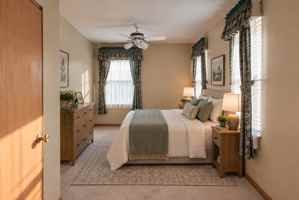 featured image of 300 S Nichols Ave