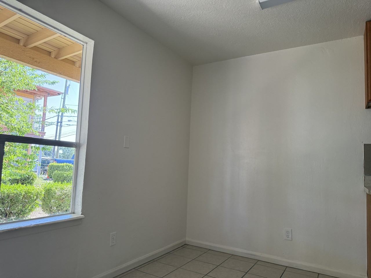 309 Root Avenue - Photo 3 of 7