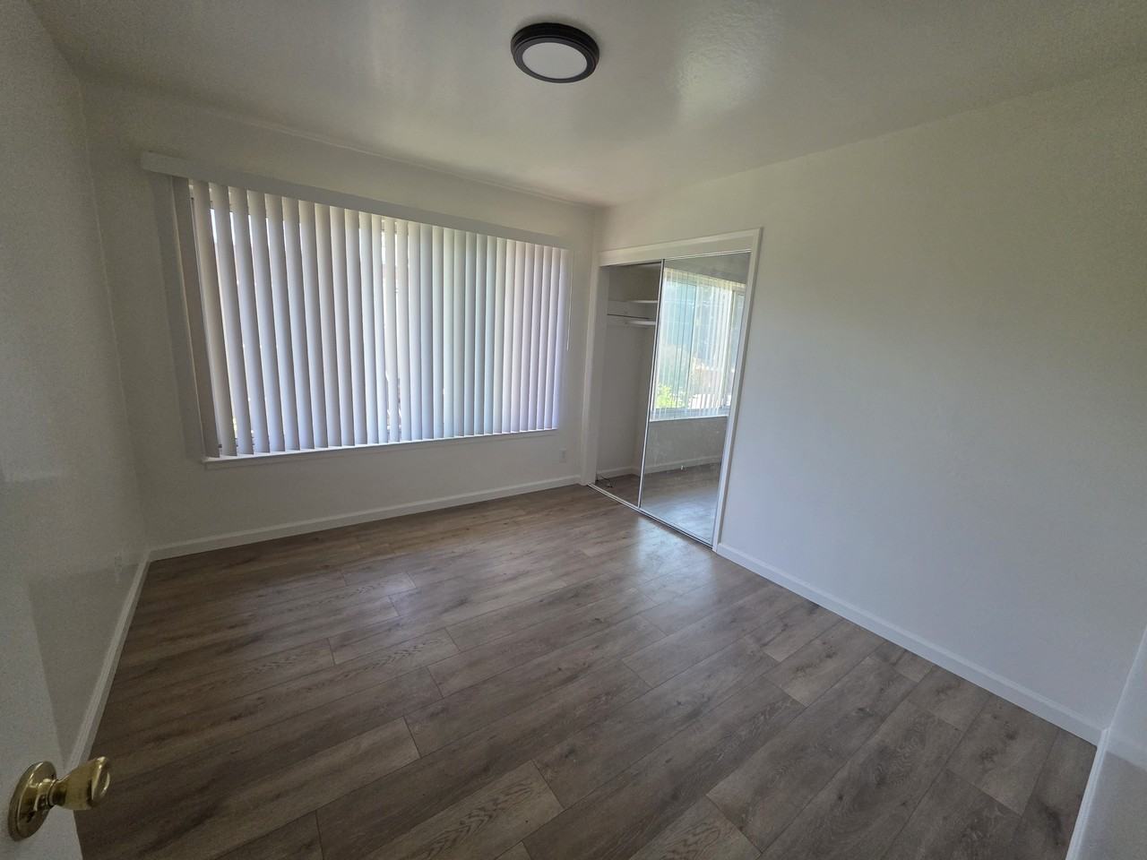 701 9th Avenue - Photo 4 of 11