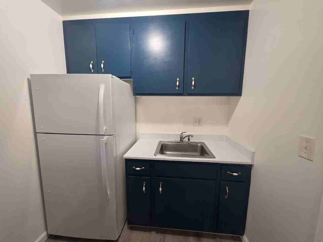 701 9th Avenue - Photo 7 of 11