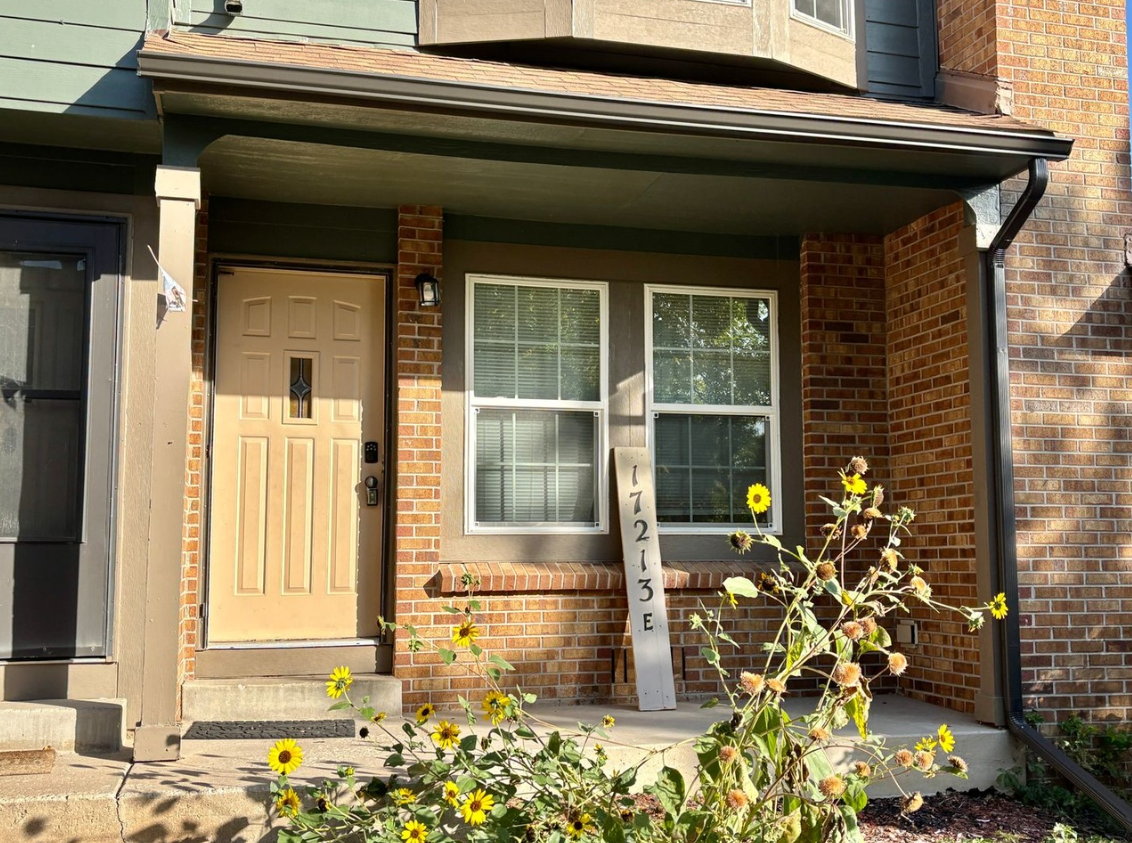 17213 E STANFORD AVE - Photo 2 of 13