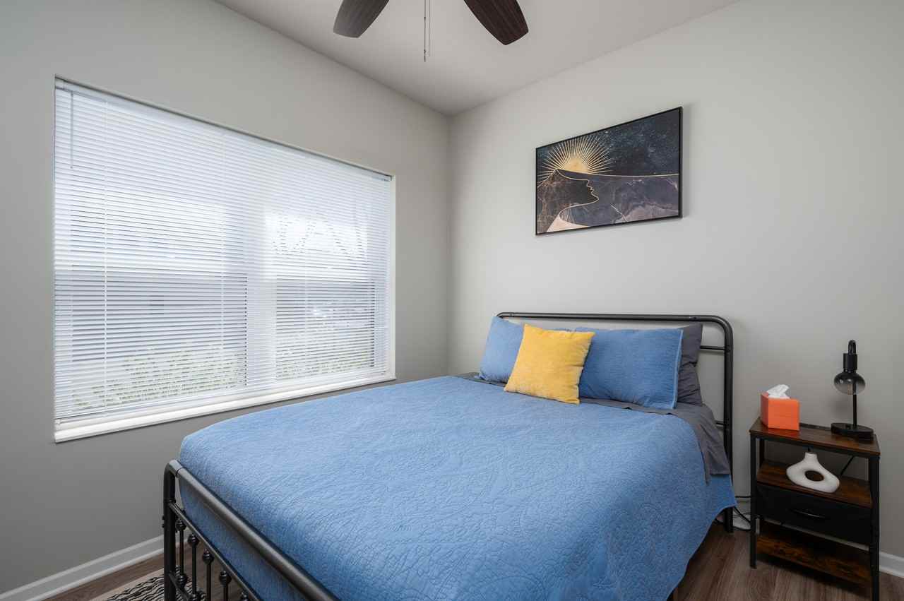 Oliver 807 1st Street Southwest - Photo 6 of 36