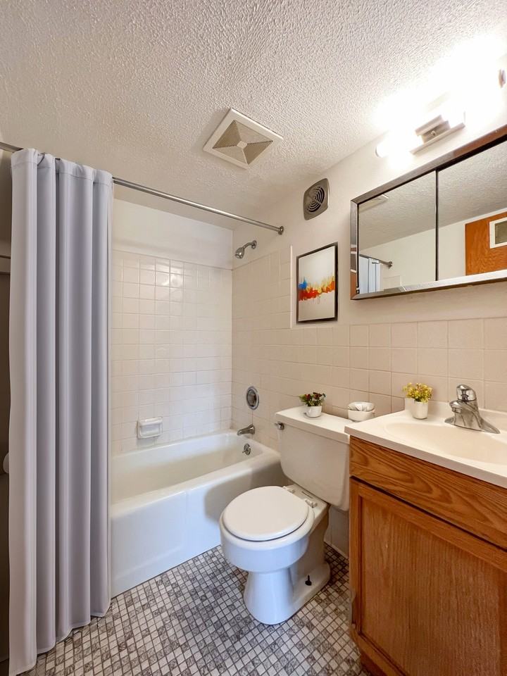 Midtown - Photo 6 of 18