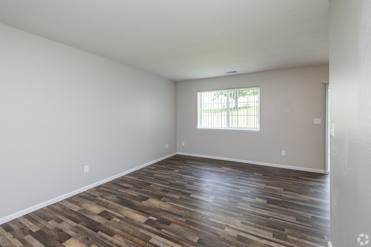 Georgetown Townhomes - Photo 5 of 36
