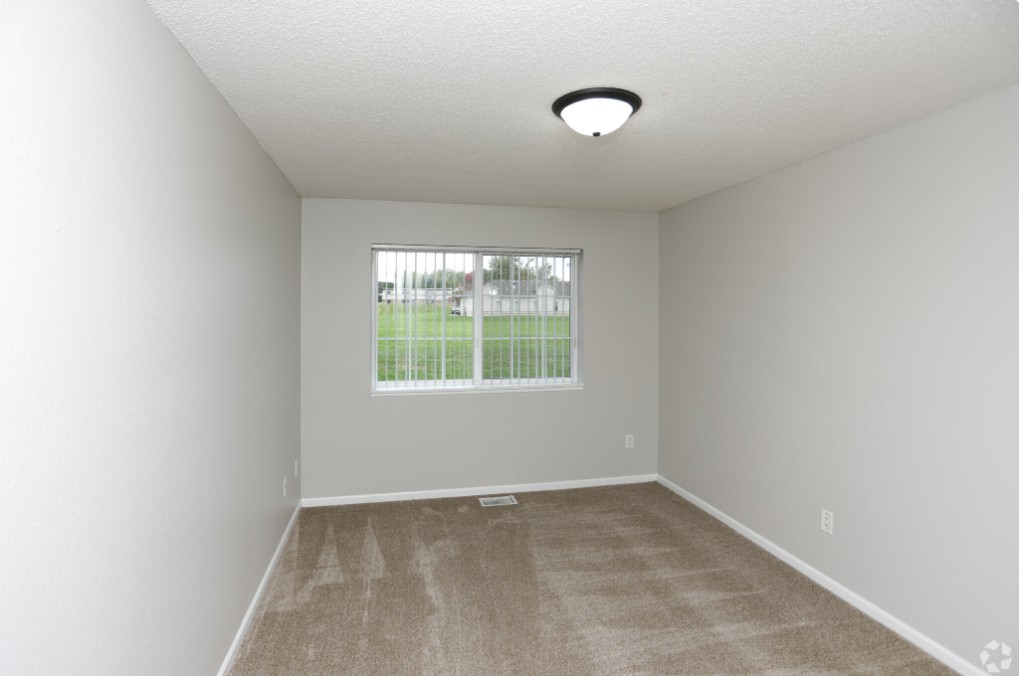 Georgetown Townhomes - Photo 6 of 36