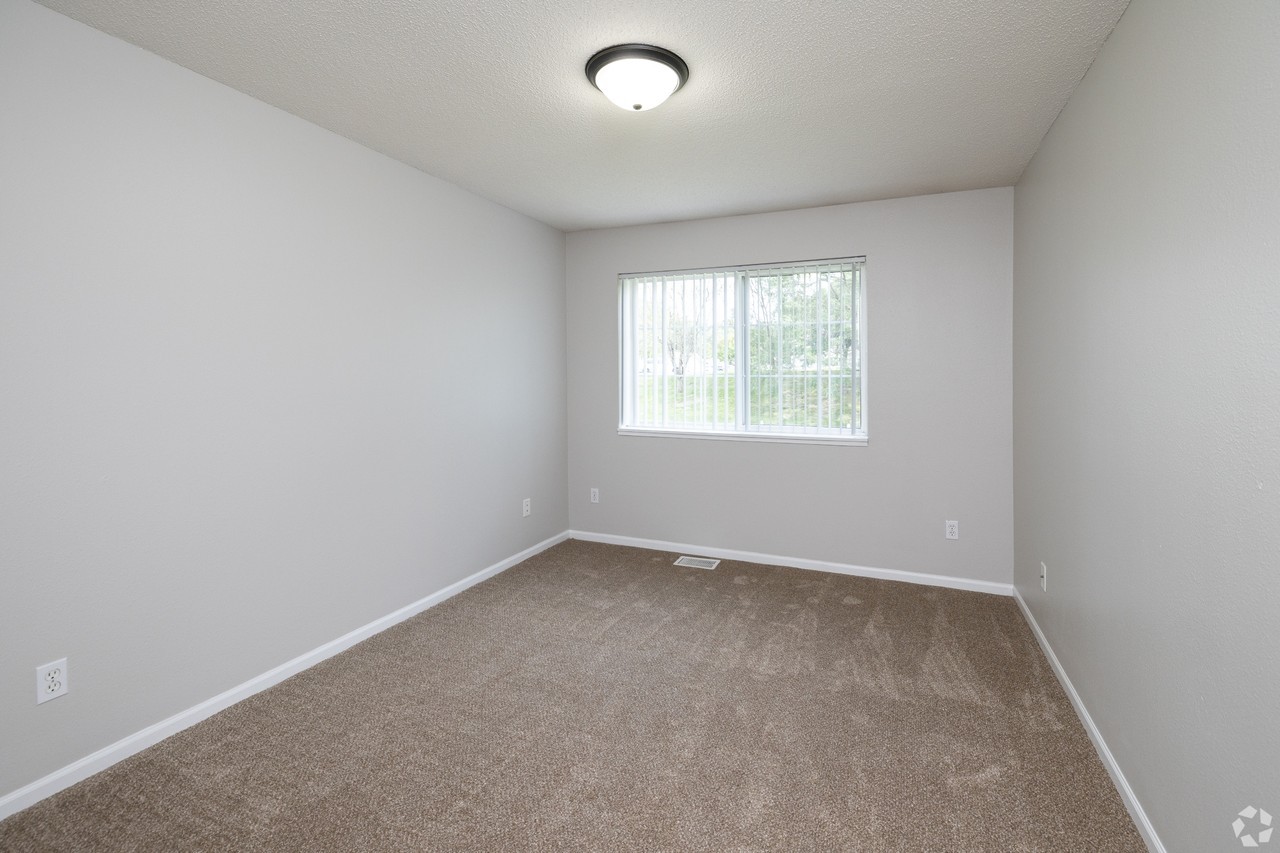 Georgetown Townhomes - Photo 7 of 36