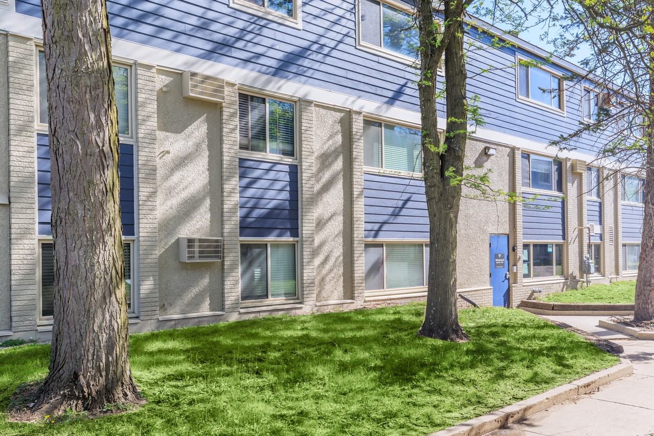 Meadow Park Apartments - Photo 6 of 50