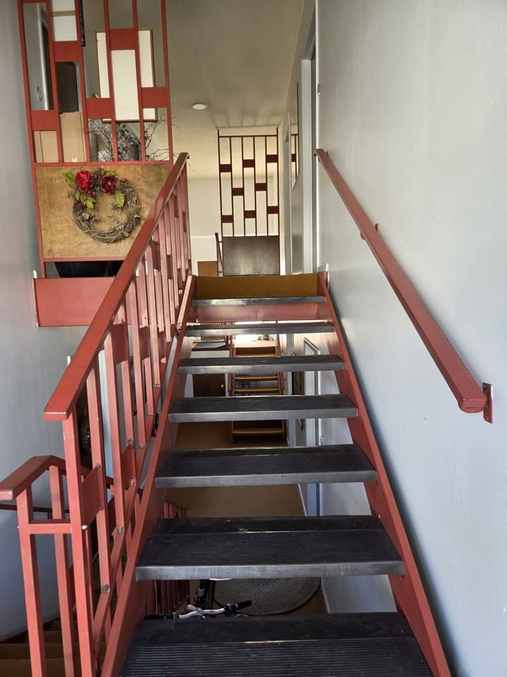 432 Lordwith - Photo 2 of 18