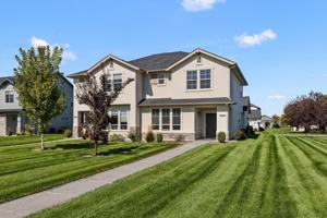 featured image of 5820 W Striker Ln