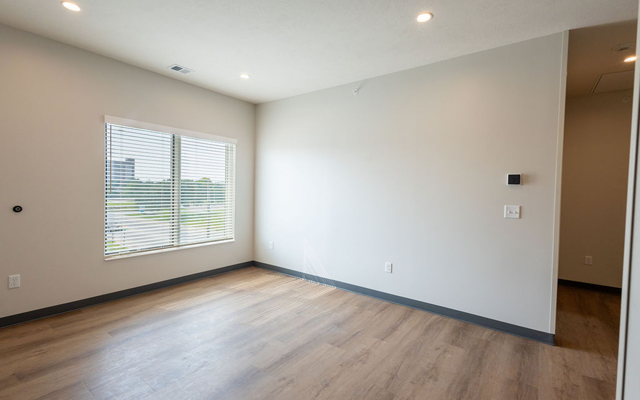611 Carey Avenue - Photo 5 of 10