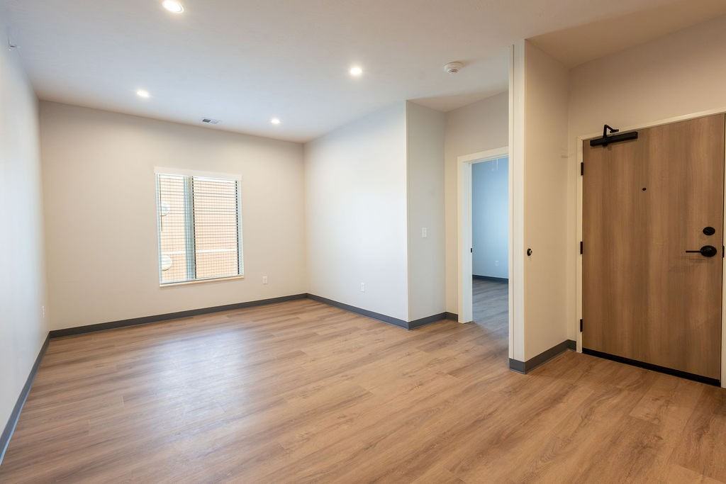 615 Carey Avenue - Photo 4 of 10