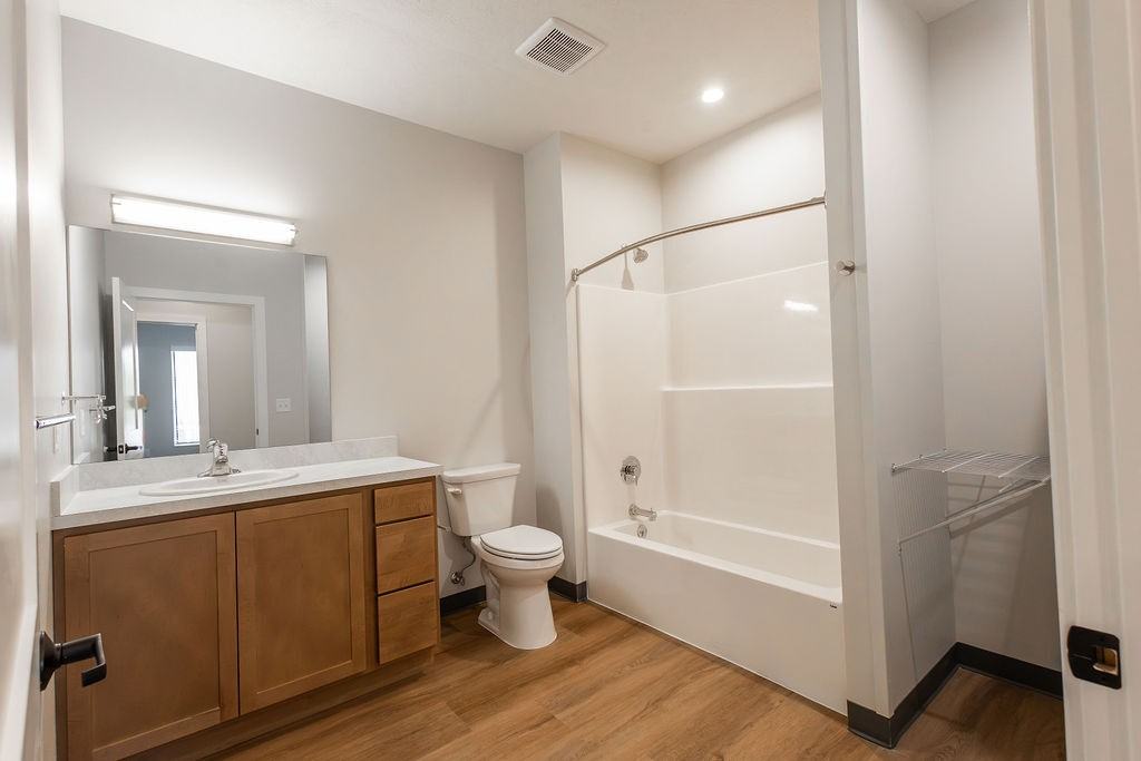 615 Carey Avenue - Photo 7 of 10