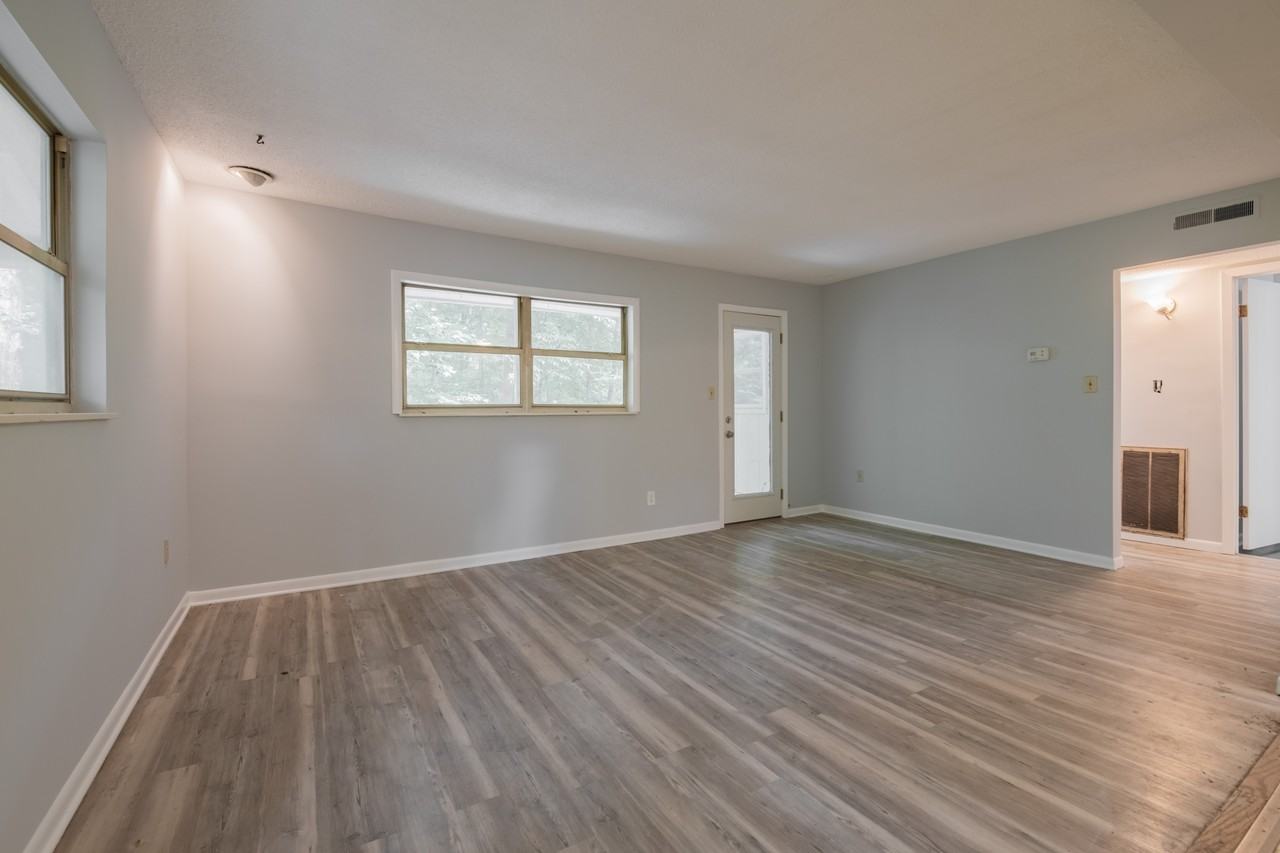 115 East Holston Lane - Photo 5 of 9