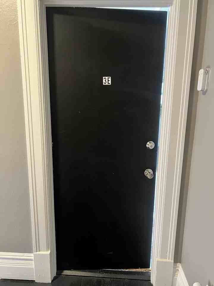 322-24 Newstead Avenue - Photo 2 of 12