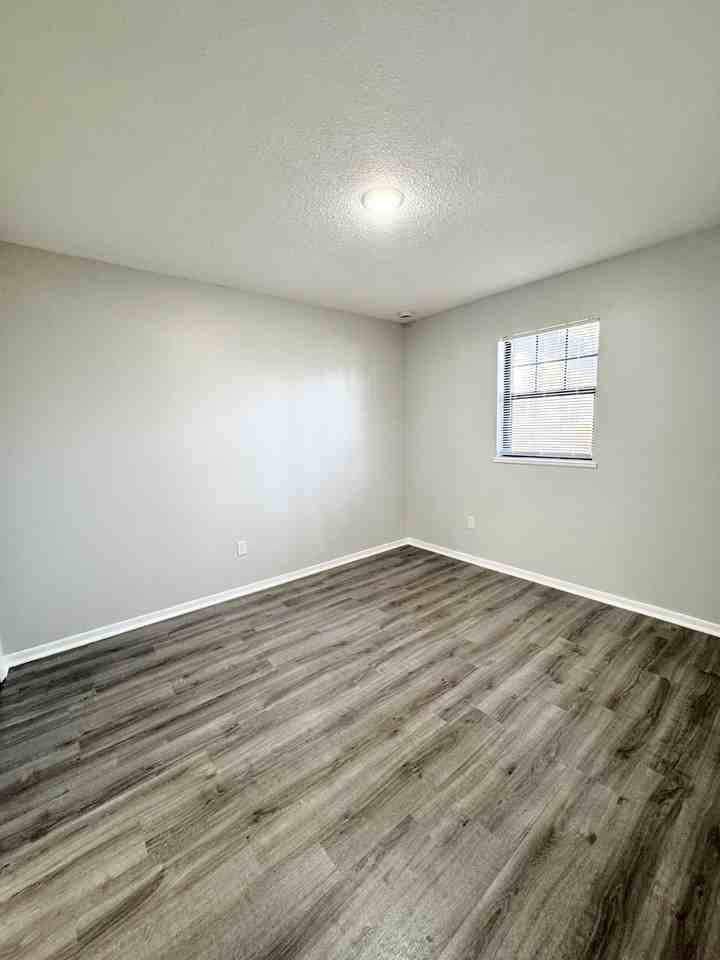 1711 McConnell Avenue - Photo 7 of 8