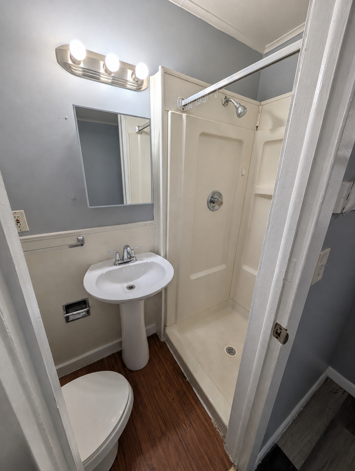 4725 SW Topeka Boulevard - Photo 4 of 12