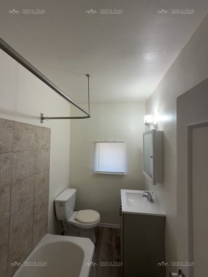 42 Brandon Rd, Upper Darby, PA - Photo 3 of 7