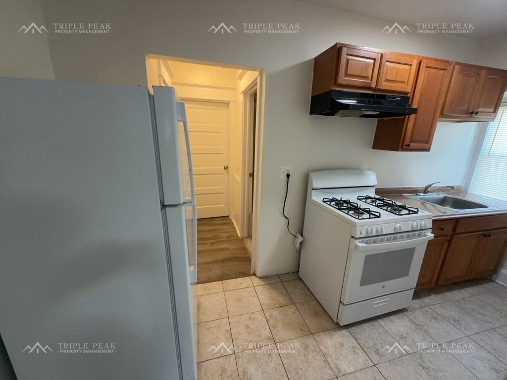 42 Brandon Rd, Upper Darby, PA - Photo 4 of 7