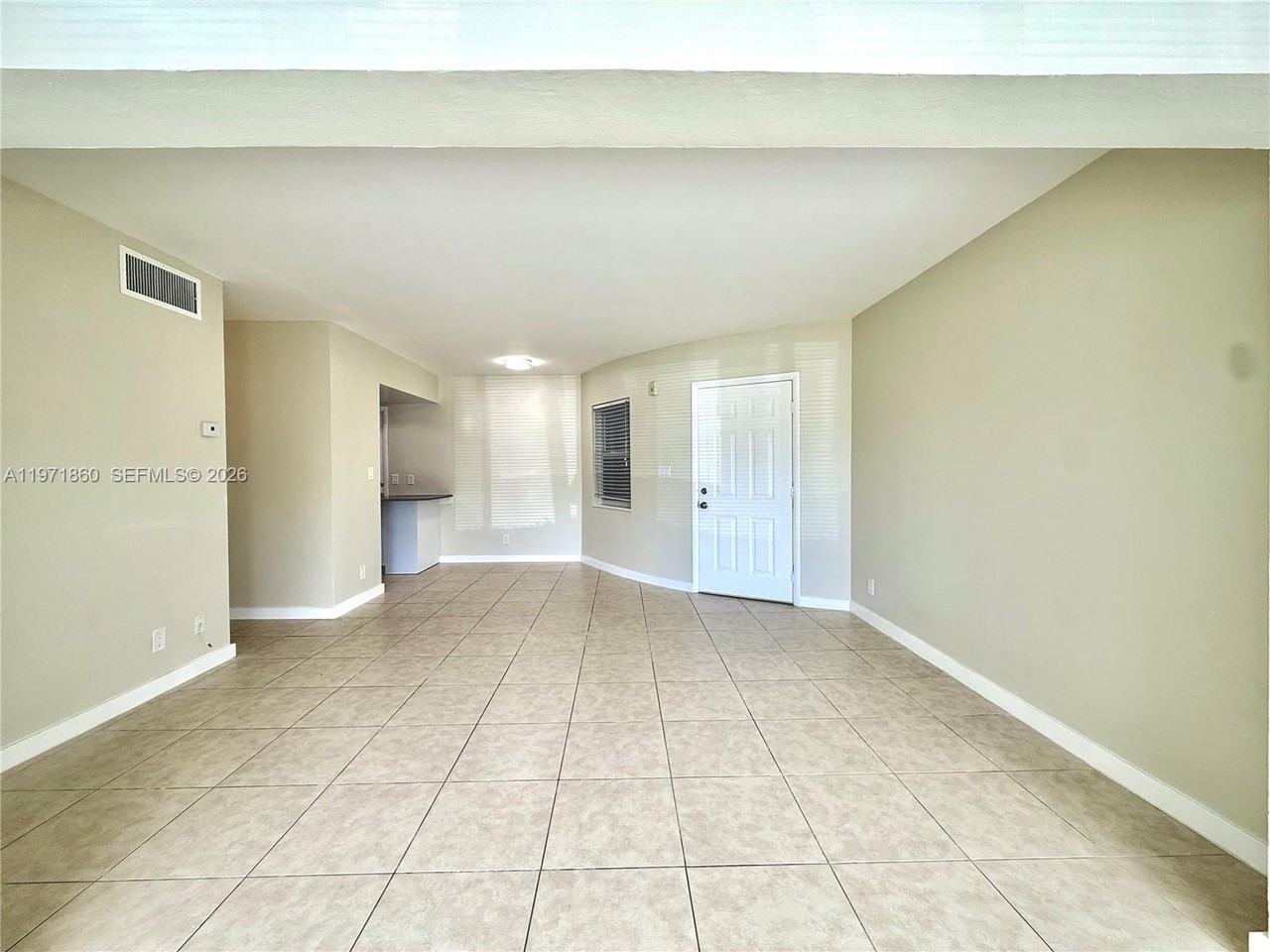 2101 Ne 51st St #2101-1 - Photo 3 of 7