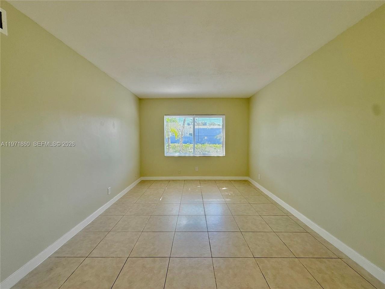 2101 Ne 51st St #2101-1 - Photo 5 of 7