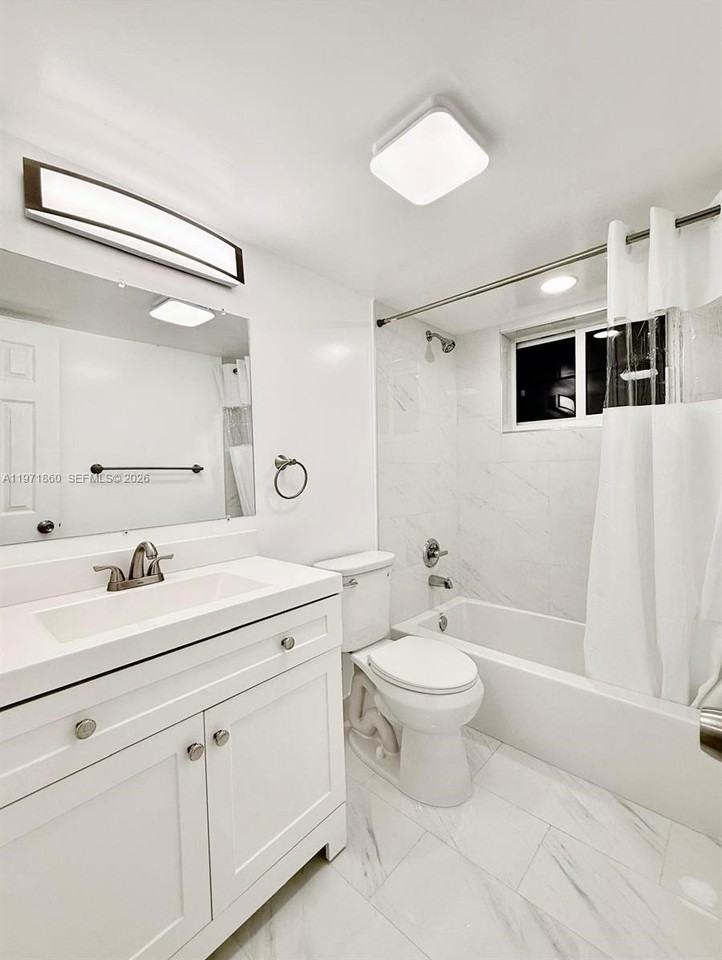 2101 Ne 51st St #2101-1 - Photo 7 of 7