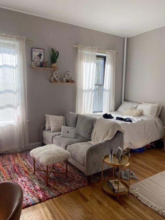 213 W 79th St - Photo 3 of 6