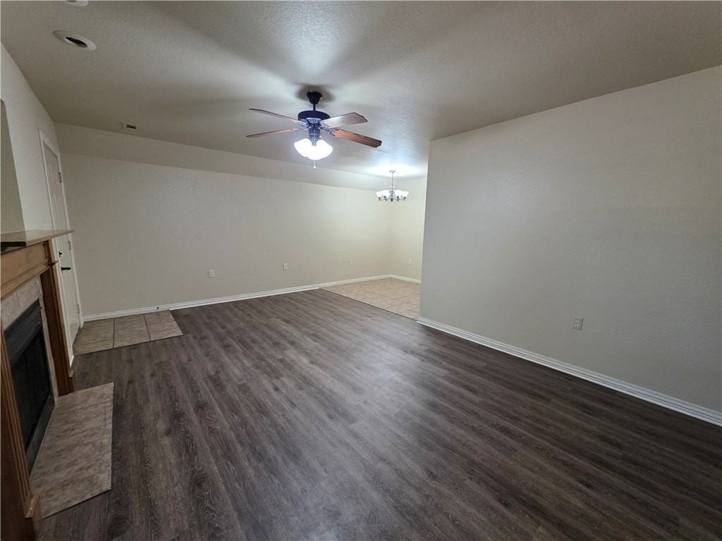 3586 W Chevaux Dr - Photo 3 of 18