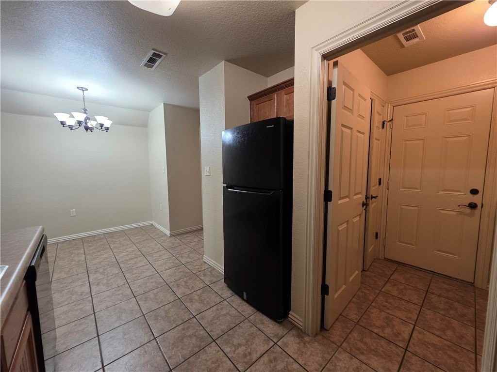 3586 W Chevaux Dr - Photo 6 of 18