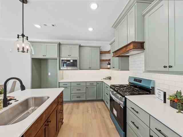 6701 Sw Basswood Ave - Photo 5 of 21