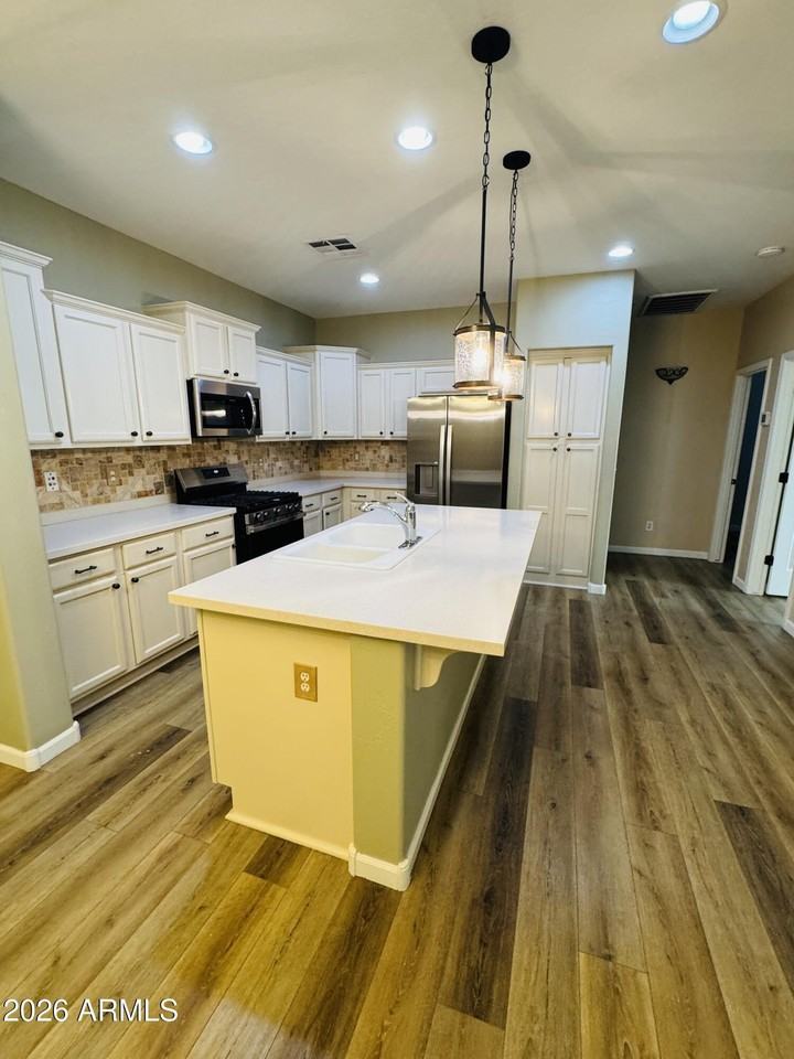 13394 N 151st Dr - Photo 7 of 19