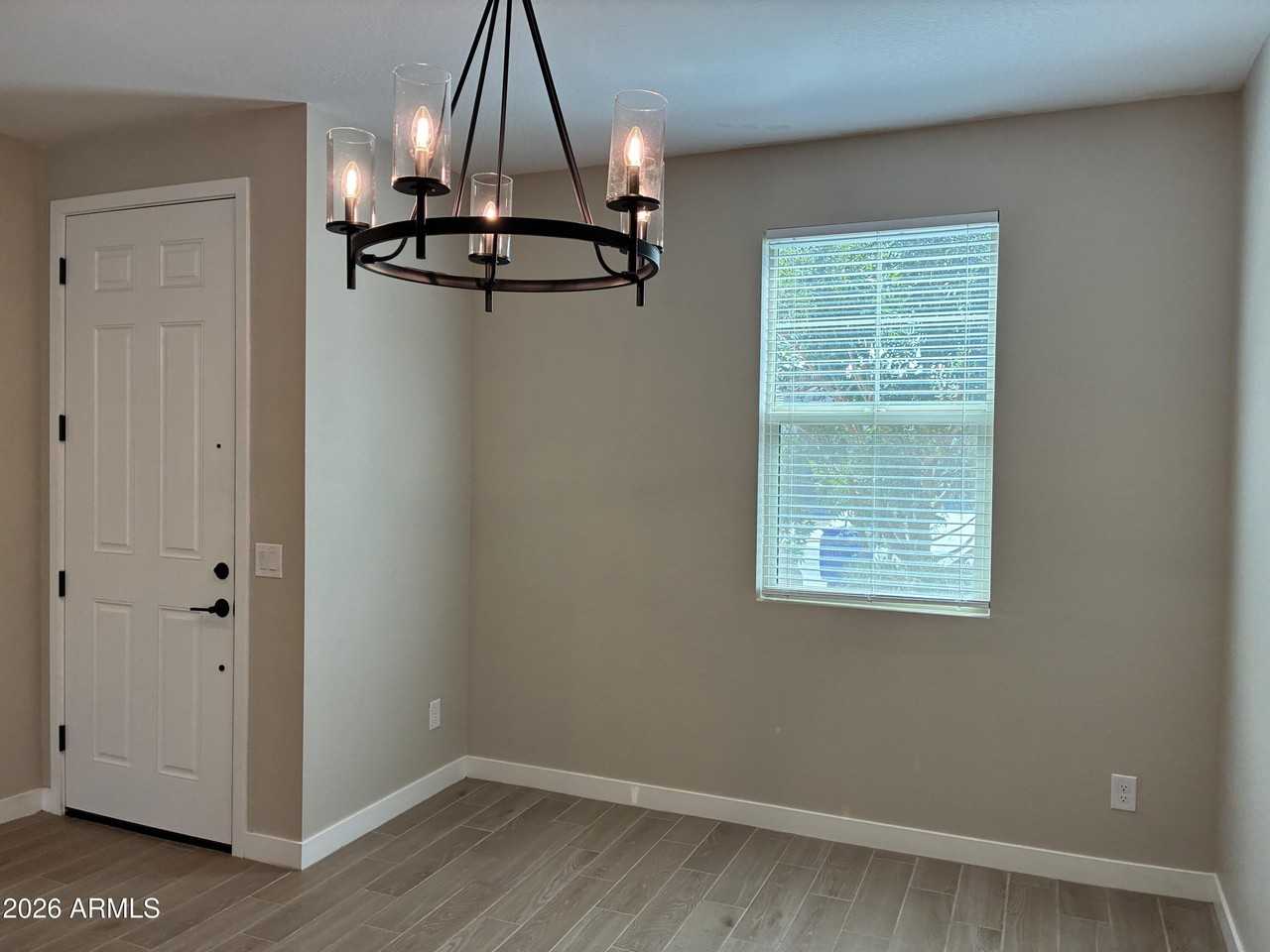 17296 W Valentine St - Photo 5 of 38