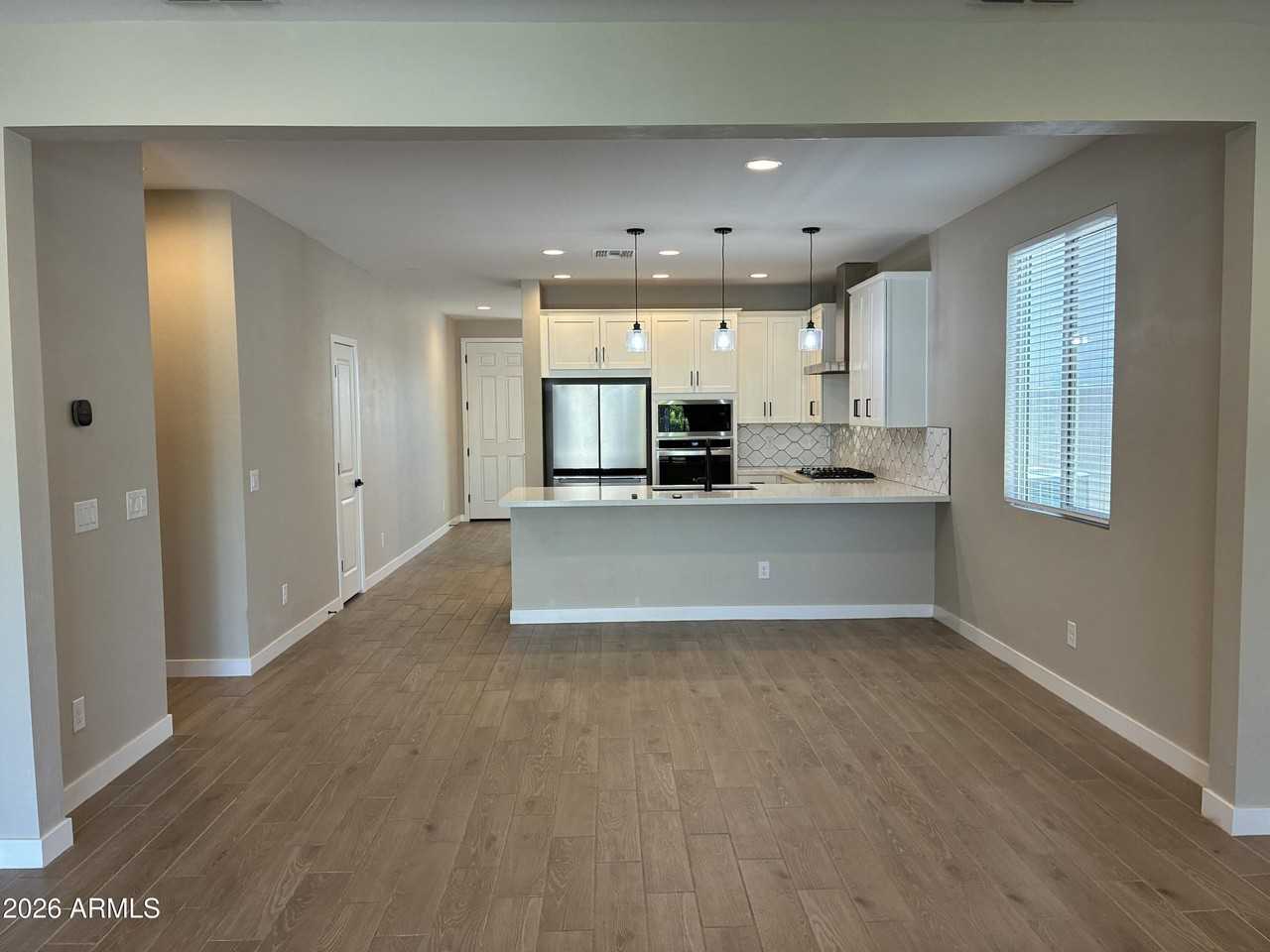 17296 W Valentine St - Photo 7 of 38