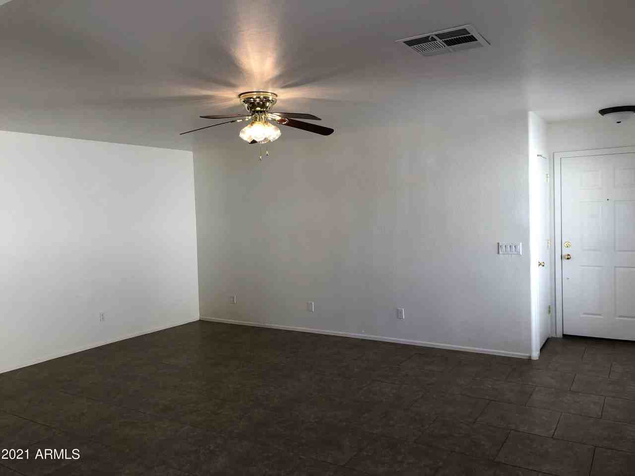 1331 S 227th Ave - Photo 5 of 24
