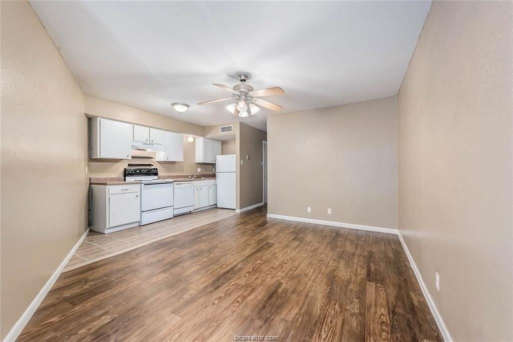 3900 Old College Rd #23 - Photo 4 of 12