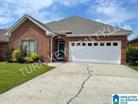 515 Enclave Cir - Photo 1 of 1